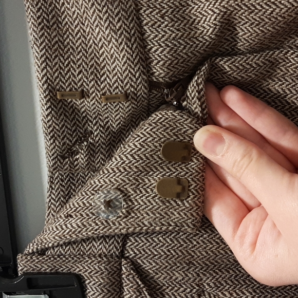 Brown/Tan Tweed Knee Length Wool Skirt, Size 8 - Picture 5 of 8